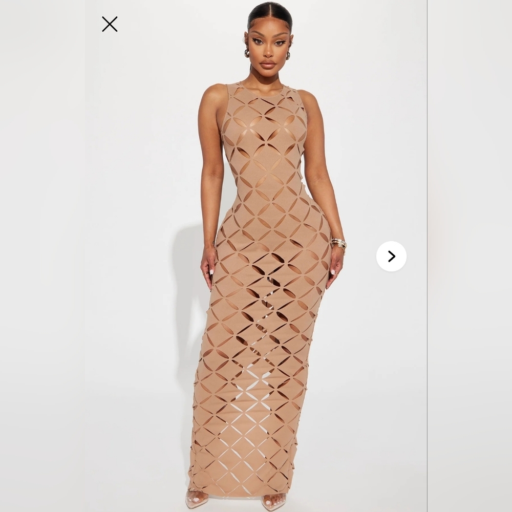 🆕️FN ♡ Tanya Cutout Maxi Dress